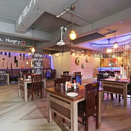 Hotel Richi Regency ブバネーシュワル エクステリア 写真