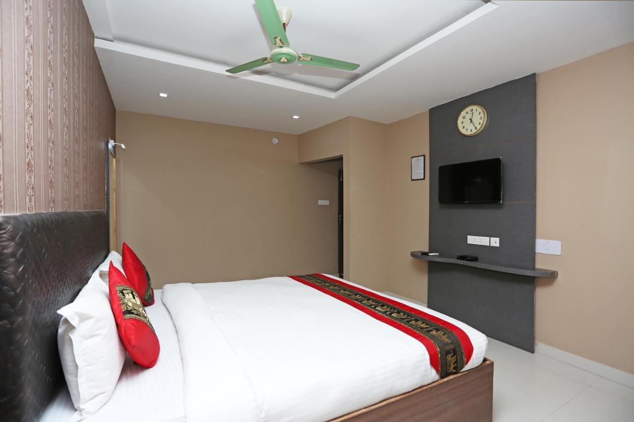 Hotel Richi Regency ブバネーシュワル エクステリア 写真
